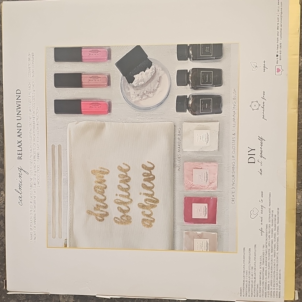 Creative You Do It Yourself 18 Pieces Golden Beauty Gift Set